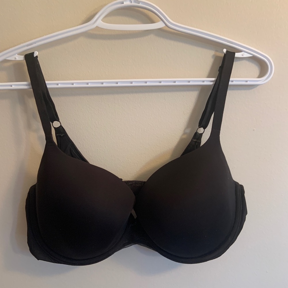 Victoria’s Secret lined Demi black tshirt bra 36DD